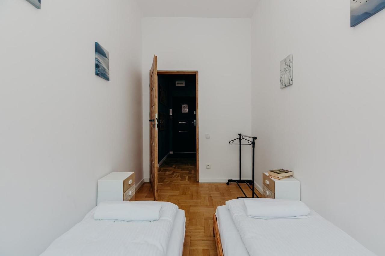 Shortstaypoland Grzybowska Warsaw Exterior photo